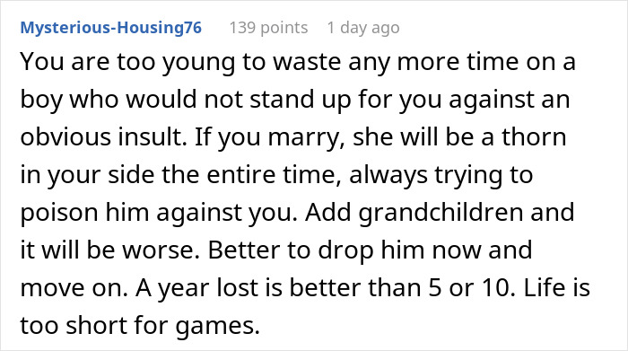 Alt text: Insightful comment on woman being called a downgrade by boyfriend’s mom and advice on relationships and self-worth.