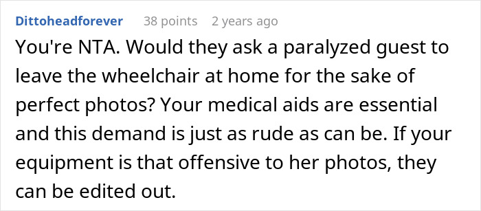 Reddit comment discussing a woman refusing to risk her health for her sister’s wedding photo aesthetic upsetting the family. Reddit comment discussing a woman refusing to risk her health for her sister’s wedding photo aesthetic upsetting the family.