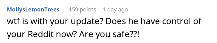 User comment on Reddit expressing concern about a boyfriend potentially controlling a partner’s Reddit account and questioning safety. User comment on Reddit expressing concern about a boyfriend potentially controlling a partner’s Reddit account and questioning safety.