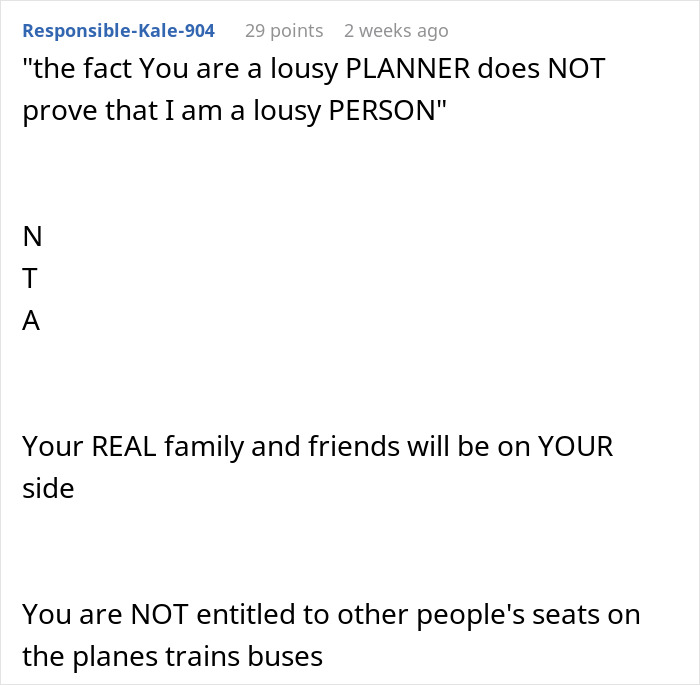 Screenshot of a Reddit comment explaining a woman refusing to give up her seat on a long flight despite a mom’s tantrum.