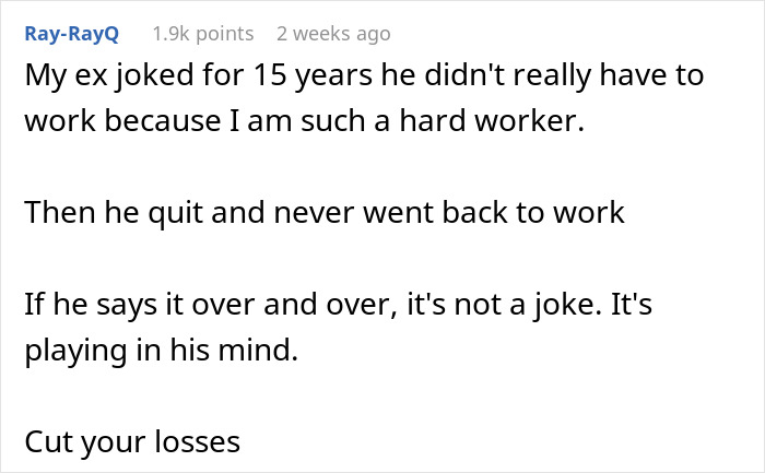 Text post from Reddit user sharing advice about recognizing signs of reluctance and cold feet from a groom-to-be before marriage. Text post from Reddit user sharing advice about recognizing signs of reluctance and cold feet from a groom-to-be before marriage.
