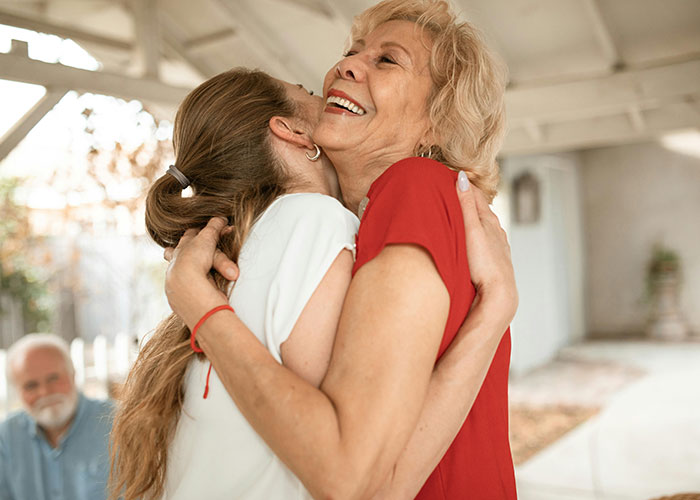 “I’m Sorry You’re Upset”: MIL Destroys Garden, Wife Returns To Ruins And Tears “I’m Sorry You’re Upset”: MIL Destroys Garden, Wife Returns To Ruins And Tears
