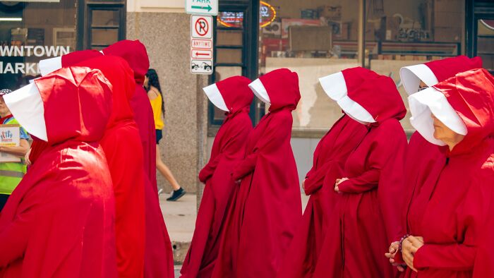 I Documented A ‘Handmaid’ Protest In Texas I Documented A ‘Handmaid’ Protest In Texas