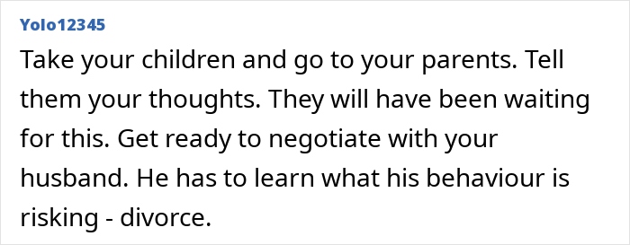 Comment advising to involve parents and negotiate with husband to avoid divorce in a family conflict scenario.