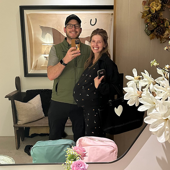 Chris Pratt taking a mirror selfie with a pregnant woman, sparking heated reactions after a callous Parks and Rec tribute. Chris Pratt taking a mirror selfie with a pregnant woman, sparking heated reactions after a callous Parks and Rec tribute.