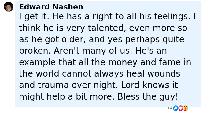 Alt text: Comment expressing support for Justin Bieber's sad confession and aggressive meltdown concerns at paparazzi incident. Alt text: Comment expressing support for Justin Bieber's sad confession and aggressive meltdown concerns at paparazzi incident.