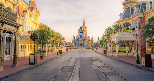 051921_Magic-Kingdom_Main-Street_Cinderella-Castle_CJ-Ayd.jpg