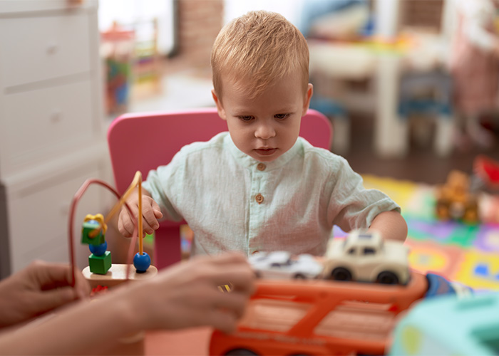 Teen Says Enough After Watching Nephew All Summer For "Only $40" Teen Says Enough After Watching Nephew All Summer For "Only $40"