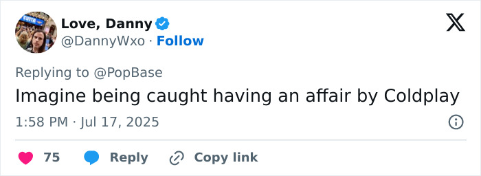 Coldplay Concert Cameraman Catches Couple Cheating On Their Partners During Show Coldplay Concert Cameraman Catches Couple Cheating On Their Partners During Show