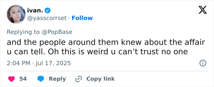 Coldplay Concert Cameraman Catches Couple Cheating On Their Partners During Show Coldplay Concert Cameraman Catches Couple Cheating On Their Partners During Show