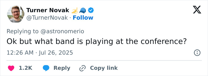 Screenshot of a tweet by Turner Novak asking what band is playing at the conference, related to Coldplay frontman drama. Screenshot of a tweet by Turner Novak asking what band is playing at the conference, related to Coldplay frontman drama.