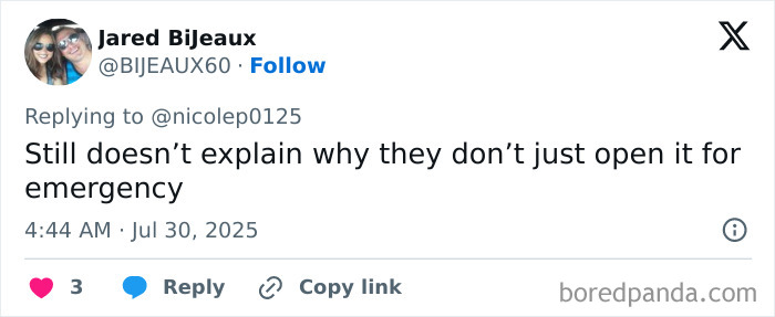 Tweet by Jared Bijleaux questioning why Oprah won’t open her private road for emergency escape during tsunami warnings. Tweet by Jared Bijleaux questioning why Oprah won’t open her private road for emergency escape during tsunami warnings.