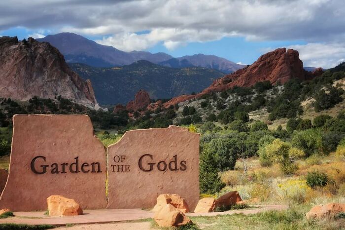 Garden of the Gods park with red rock formations, showcasing one of the best places to live in the USA scenic views.