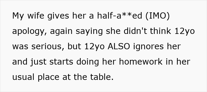 Alt text: Text discussing a mom's apology and 12-year-old daughter ignoring her during a menstruation celebration conflict. Alt text: Text discussing a mom's apology and 12-year-old daughter ignoring her during a menstruation celebration conflict.