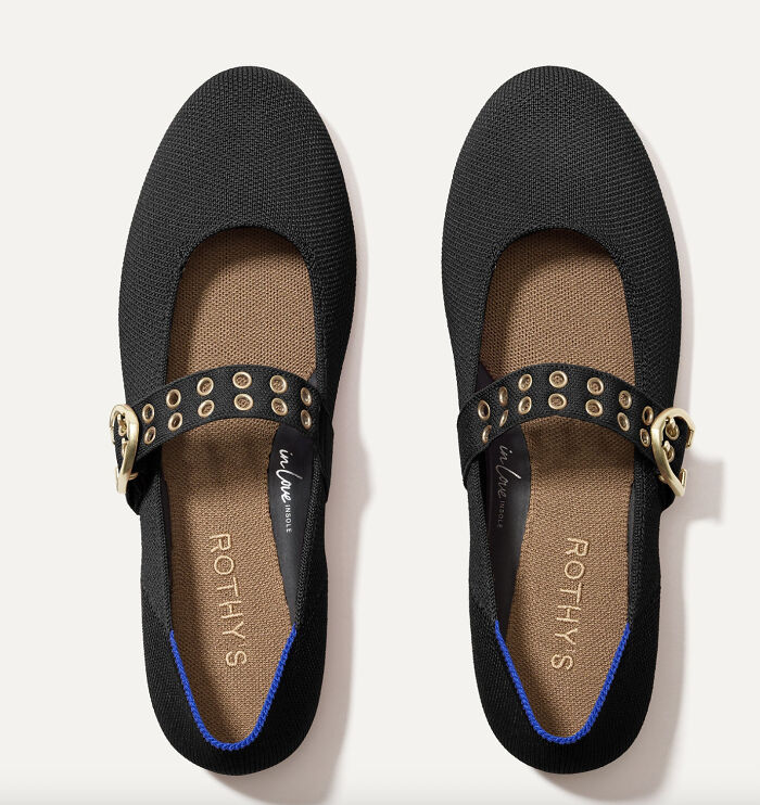 Black stylish Mary Jane sandals with gold buckle and comfortable insoles perfect for sandal season in Europe.