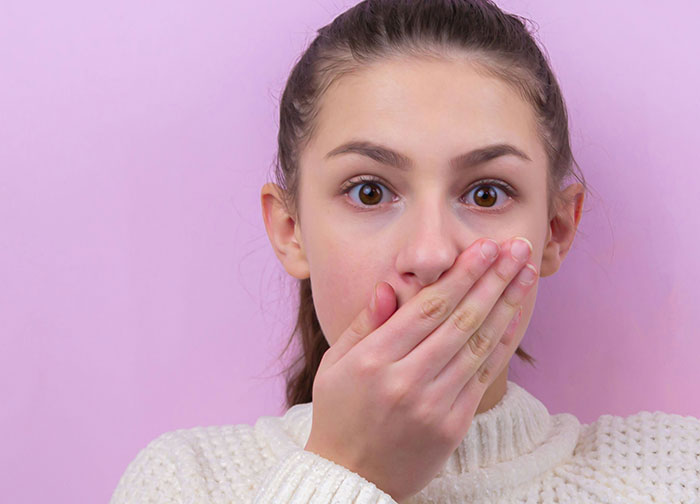 “Just Gross To Me”: 50 People Share Red Flags That They Always Look Out For In People's Homes