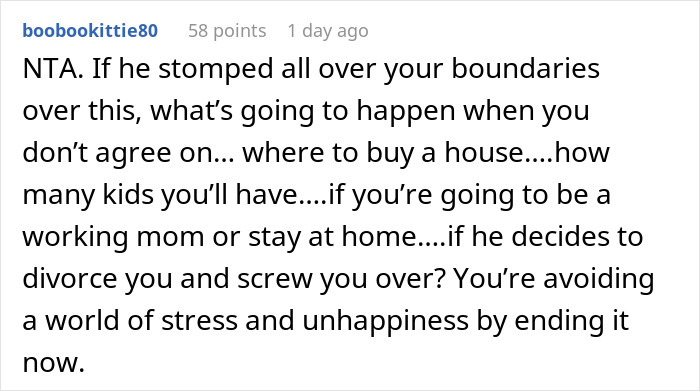 Screenshot of an online comment discussing bride’s protests to change the caterer ignored by groom’s ex causing wedding cancellation. Screenshot of an online comment discussing bride’s protests to change the caterer ignored by groom’s ex causing wedding cancellation.