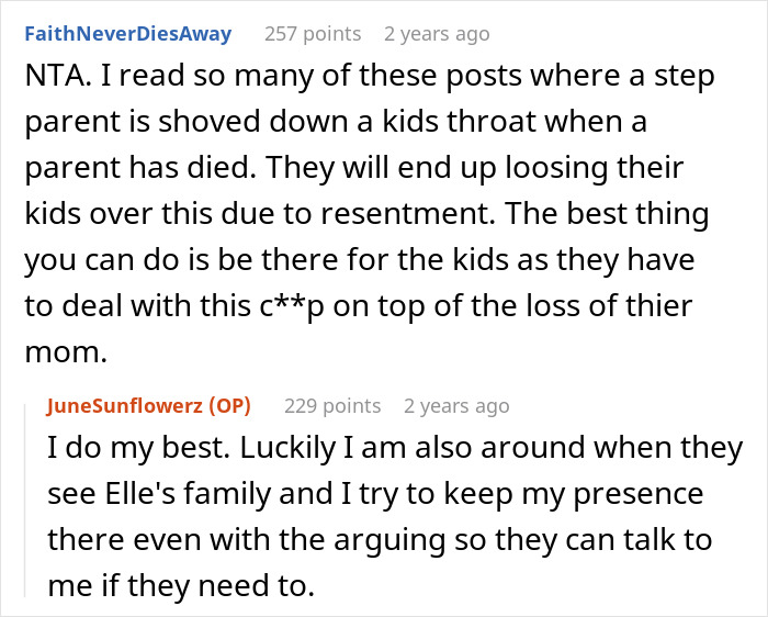 Reddit comments discussing step parent struggles and aunt refusing to erase late wife from kids’ lives.