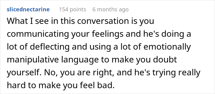 Reddit comment discussing boyfriend ex-gf house bathroom phone charge and emotional manipulation in a relationship conversation. Reddit comment discussing boyfriend ex-gf house bathroom phone charge and emotional manipulation in a relationship conversation.