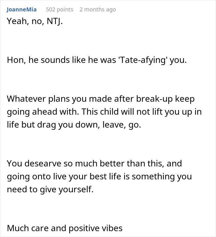 Commenter advising to move on after boyfriend breaks up without warning, blocks contact, and expects her to fight for him.