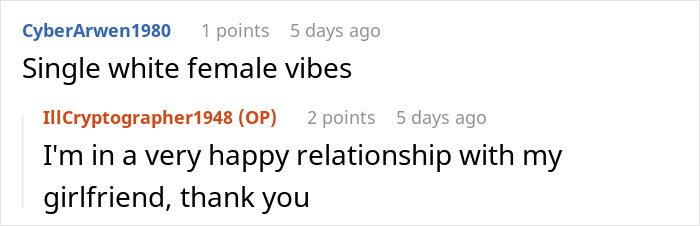 Reddit conversation showing user comments about a woman putting glitter in her roommate’s humidifier after clothes theft. Reddit conversation showing user comments about a woman putting glitter in her roommate’s humidifier after clothes theft.