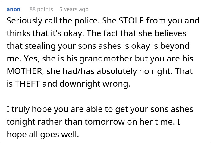 Comment discussing family drama after grandmother steals grandson’s ashes, calling it theft and emphasizing emotional impact.