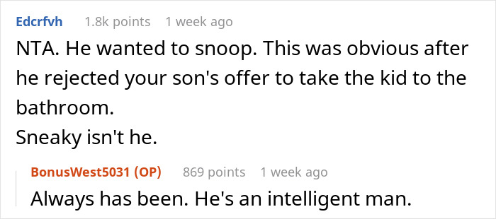 Screenshot of a Reddit conversation about a woman refusing her ex’s stepkid bathroom use suspecting he wants to snoop. Screenshot of a Reddit conversation about a woman refusing her ex’s stepkid bathroom use suspecting he wants to snoop.
