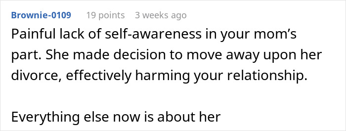 Screenshot of a forum comment discussing an absentee mom expecting her teen to babysit fiancé’s kids during their dates. Screenshot of a forum comment discussing an absentee mom expecting her teen to babysit fiancé’s kids during their dates.