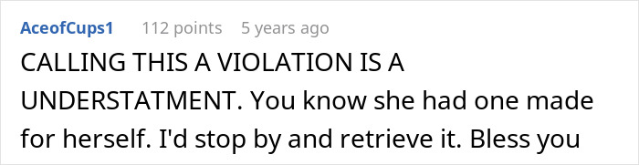 Screenshot of a Reddit comment discussing an entitled grandma causing family drama after stealing grandson’s ashes.