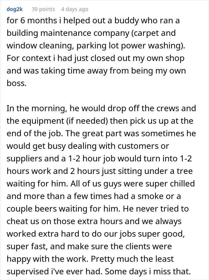 Text post describing a guy sharing his experience with a boss who told him to message after clients then ignored him for hours.