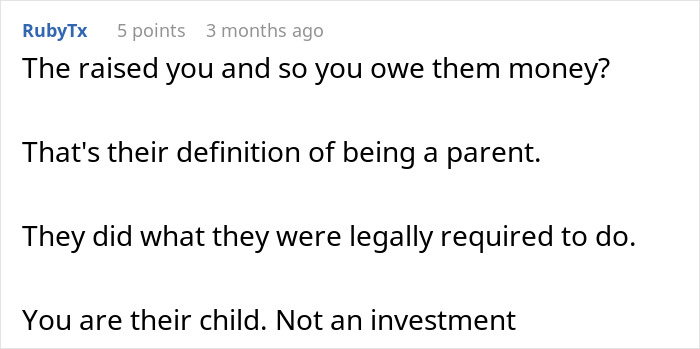 Screenshot of a comment discussing a teen refusing to sacrifice her future for parents’ financial mistakes online.