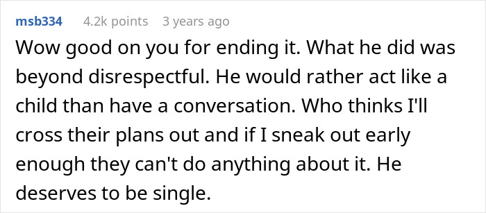 Screenshot of a Reddit comment criticizing a man who cancels his girlfriend’s plans to go on a cycle trip instead of watching his daughter. Screenshot of a Reddit comment criticizing a man who cancels his girlfriend’s plans to go on a cycle trip instead of watching his daughter.
