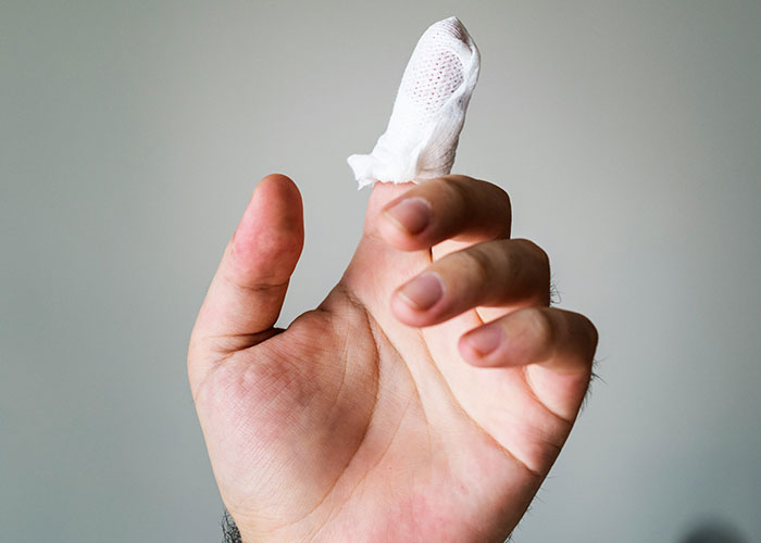 “The Nastiest Thing I’ve Witnessed”: 45 Doctors Share Their Most Horrifying Delayed Cases