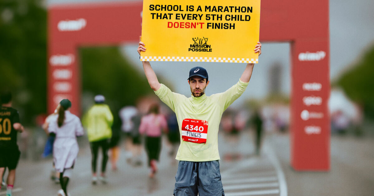 Latvian Rapper Latvian Rapper Stops Short Of Marathon Finish Line To Highlight A ...
