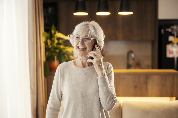 People Are Revealing The Most Unhinged, Depressing And Awful Things They Know About Their Families