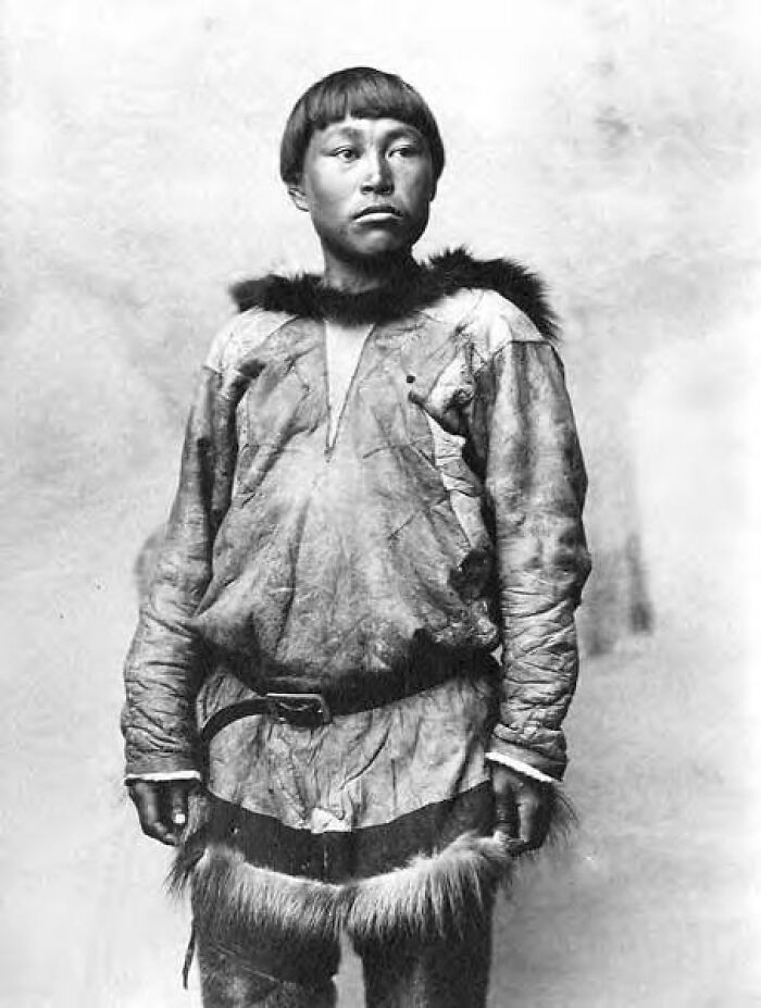 Strong Inuit 30 Historic Photos That Capture The Unbreakable Spirit Of The Inuit ...