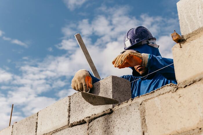 “It’s Literally A Dream Job That Almost Nobody Knows About”: 40 Underrated Jobs With Decent Pay