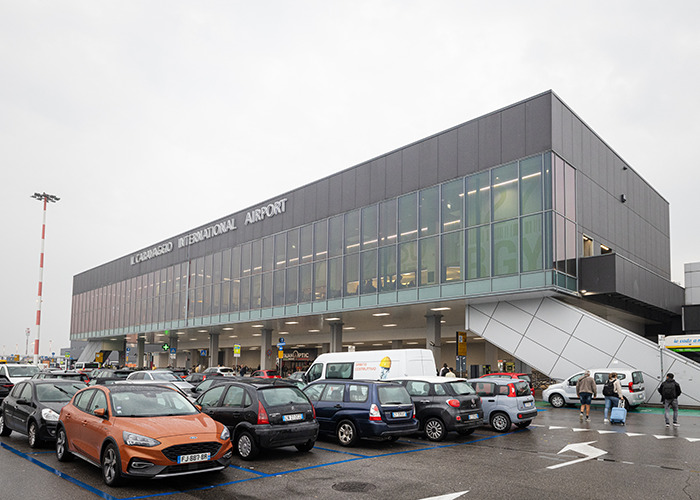 "How On Earth Did That Happen!?": Man Loses Life After Being Sucked Into Plane Engine At Airport "How On Earth Did That Happen!?": Man Loses Life After Being Sucked Into Plane Engine At Airport