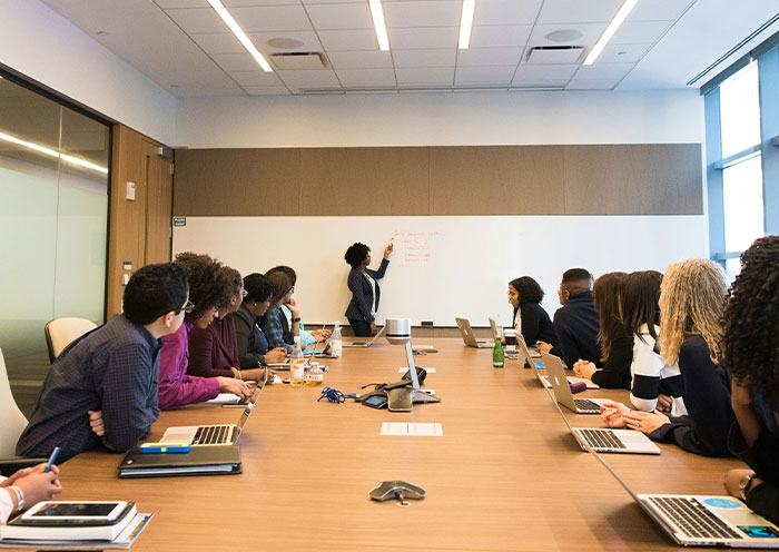 Muslim Woman Reports Coworker To HR After Being Singled Out All The Time Due To Her Religion Muslim Woman Reports Coworker To HR After Being Singled Out All The Time Due To Her Religion