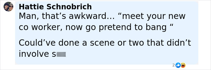 Screenshot of a social media comment discussing awkwardness in an intimate Twilight scene with Robert Pattinson. Screenshot of a social media comment discussing awkwardness in an intimate Twilight scene with Robert Pattinson.