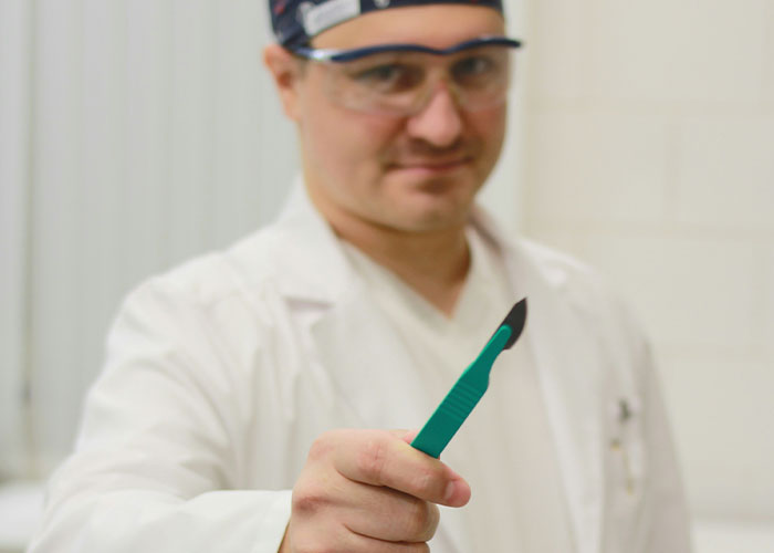 "Surgeons: What Weird Facts Do You Know About The Human Body That You Don't Share With Anybody?"