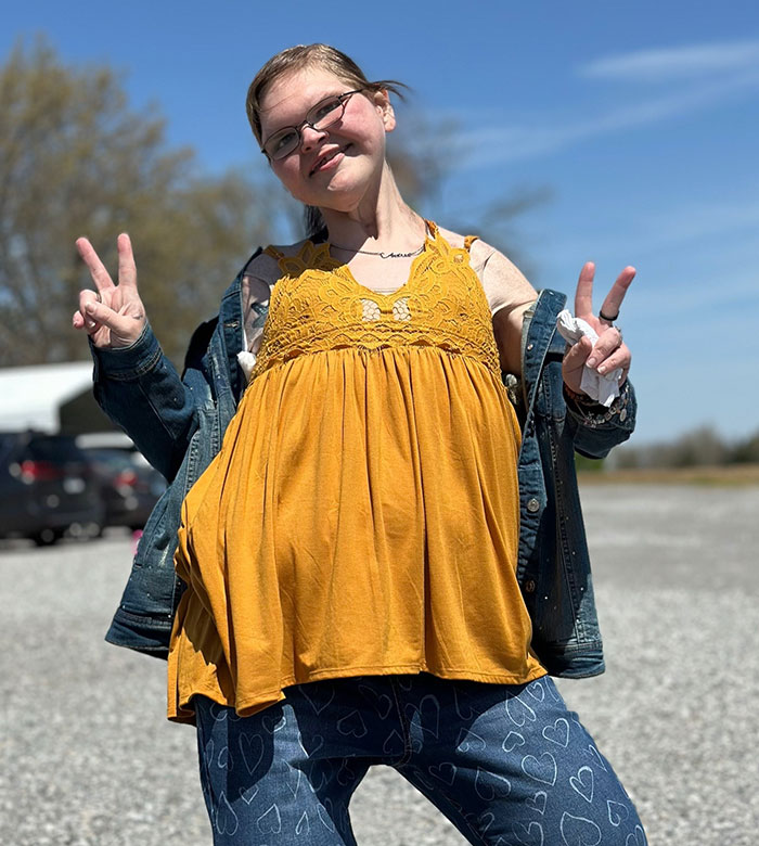 Tammy Slaton from 1000-Lb. Sisters posing outdoors, showing off results after skin removal surgery. Tammy Slaton from 1000-Lb. Sisters posing outdoors, showing off results after skin removal surgery.