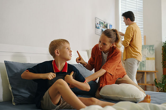 “It’s A Moral Dilemma I Struggle With Daily”: 50 Secrets That Companies Keep From Their Customers