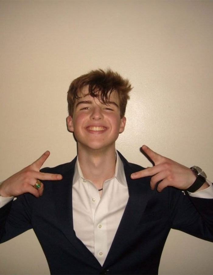 Young Sheldon child star at 17 smiling and making peace signs, with fans saying he looks like Tom Cruise now. Young Sheldon child star at 17 smiling and making peace signs, with fans saying he looks like Tom Cruise now.