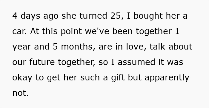 Rich Guy Buys GF A Bunch Of Expensive Stuff, Confused When She Gives Him A Reality Check Rich Guy Buys GF A Bunch Of Expensive Stuff, Confused When She Gives Him A Reality Check