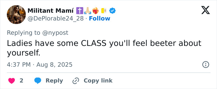 Tweet from user Militant Mamí defending Gen Z worker’s office dress code, highlighting support from netizens online. Tweet from user Militant Mamí defending Gen Z worker’s office dress code, highlighting support from netizens online.