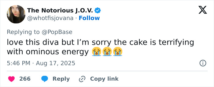 Screenshot of a Twitter reply mentioning a diva with a comment on ominous energy related to Madonna cosmetic advice. Screenshot of a Twitter reply mentioning a diva with a comment on ominous energy related to Madonna cosmetic advice.