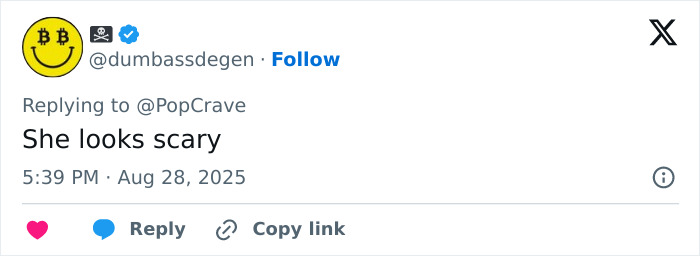 Tweet screenshot showing a user commenting she looks scary in Miley Cyrus' body paint campaign for Maison Margiela. Tweet screenshot showing a user commenting she looks scary in Miley Cyrus' body paint campaign for Maison Margiela.