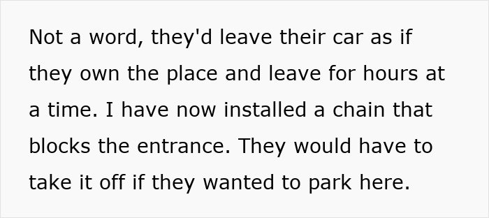 Text on screen showing a complaint about cars blocking an entrance, related to a young woman threatening cops pregnant woman. Text on screen showing a complaint about cars blocking an entrance, related to a young woman threatening cops pregnant woman.