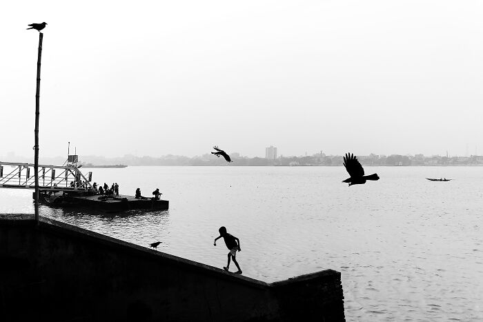 30 Timeless Black & White Moments To Celebrate World Photography Week By Ayanava Sil